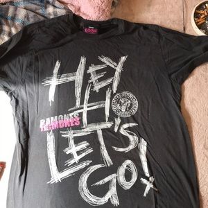 Rare original vintage Black Ramone’s Tee-Shirt.